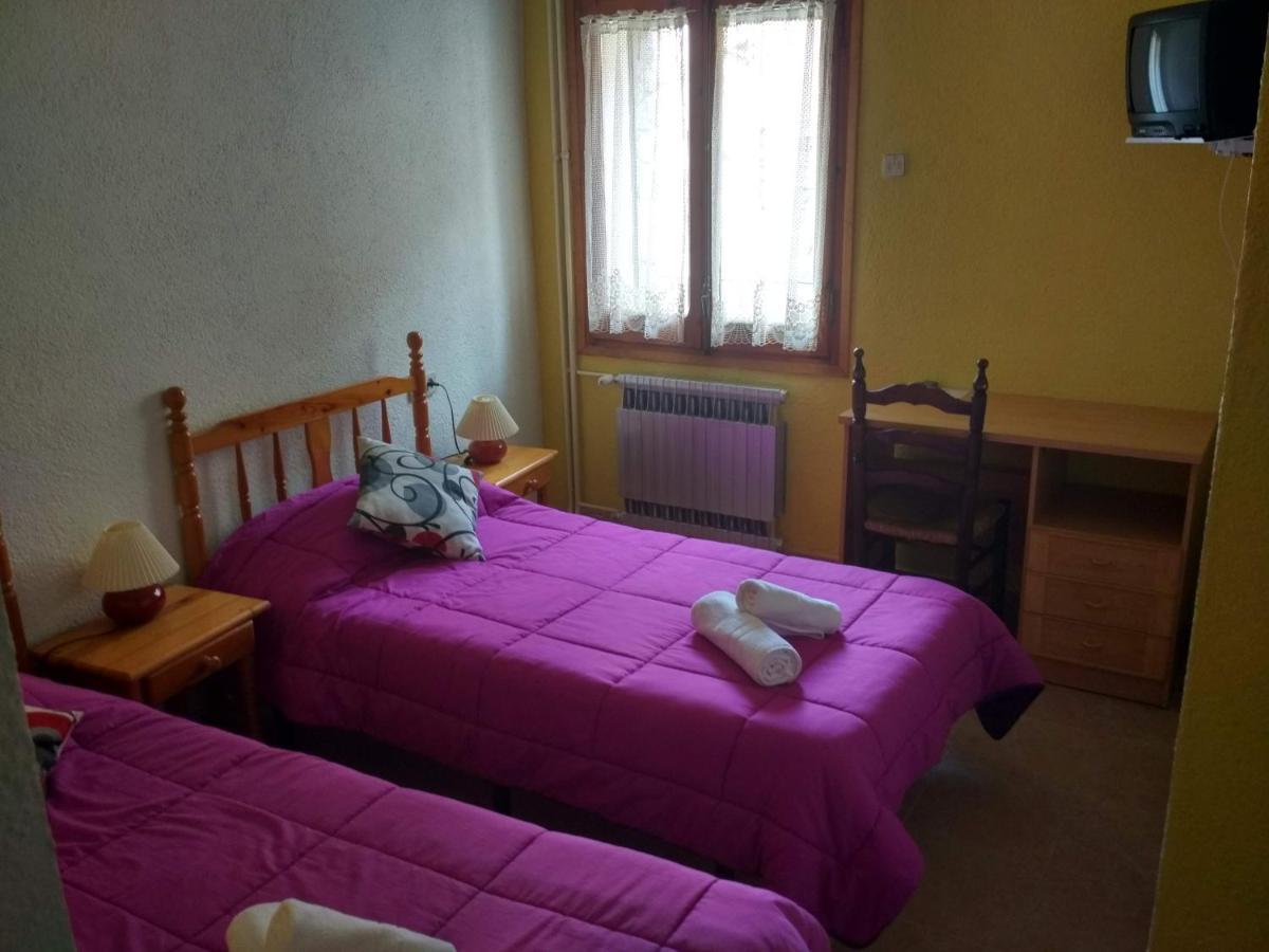 Hostal Pas De La Pera Aransá Eksteriør bilde